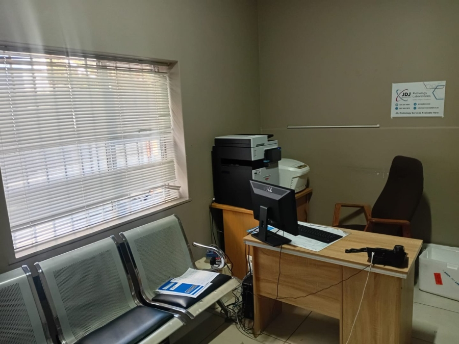 Commercial Property for Sale in Southernwood Eastern Cape